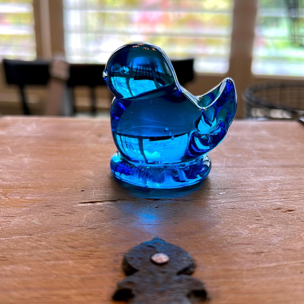 Vintage bluebird of happiness